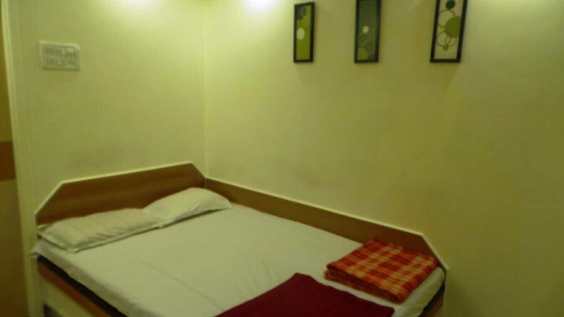 Super Oyo Hotel Dreamland Mumbai Eksteriør bilde
