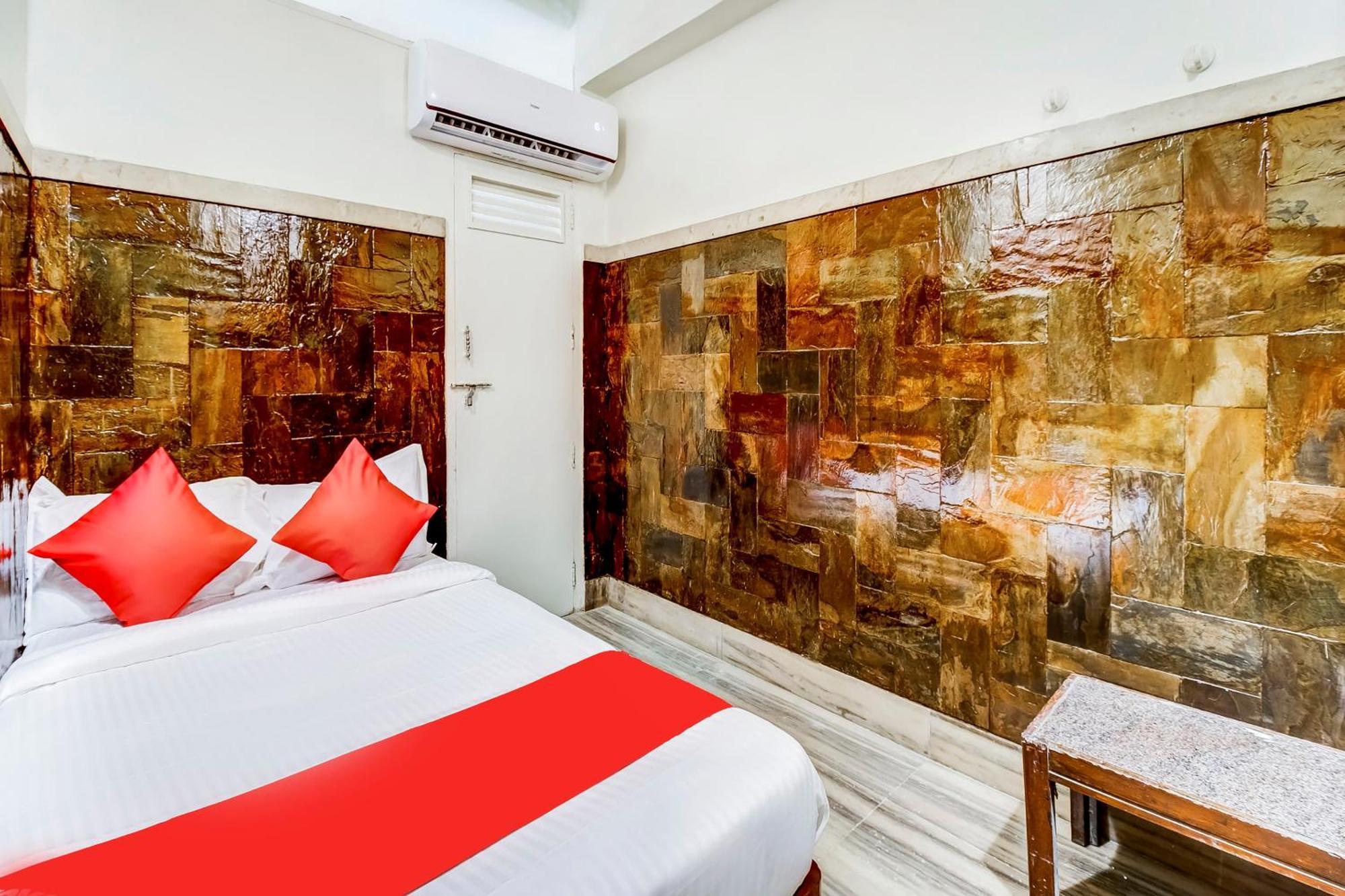 Super Oyo Hotel Dreamland Mumbai Eksteriør bilde