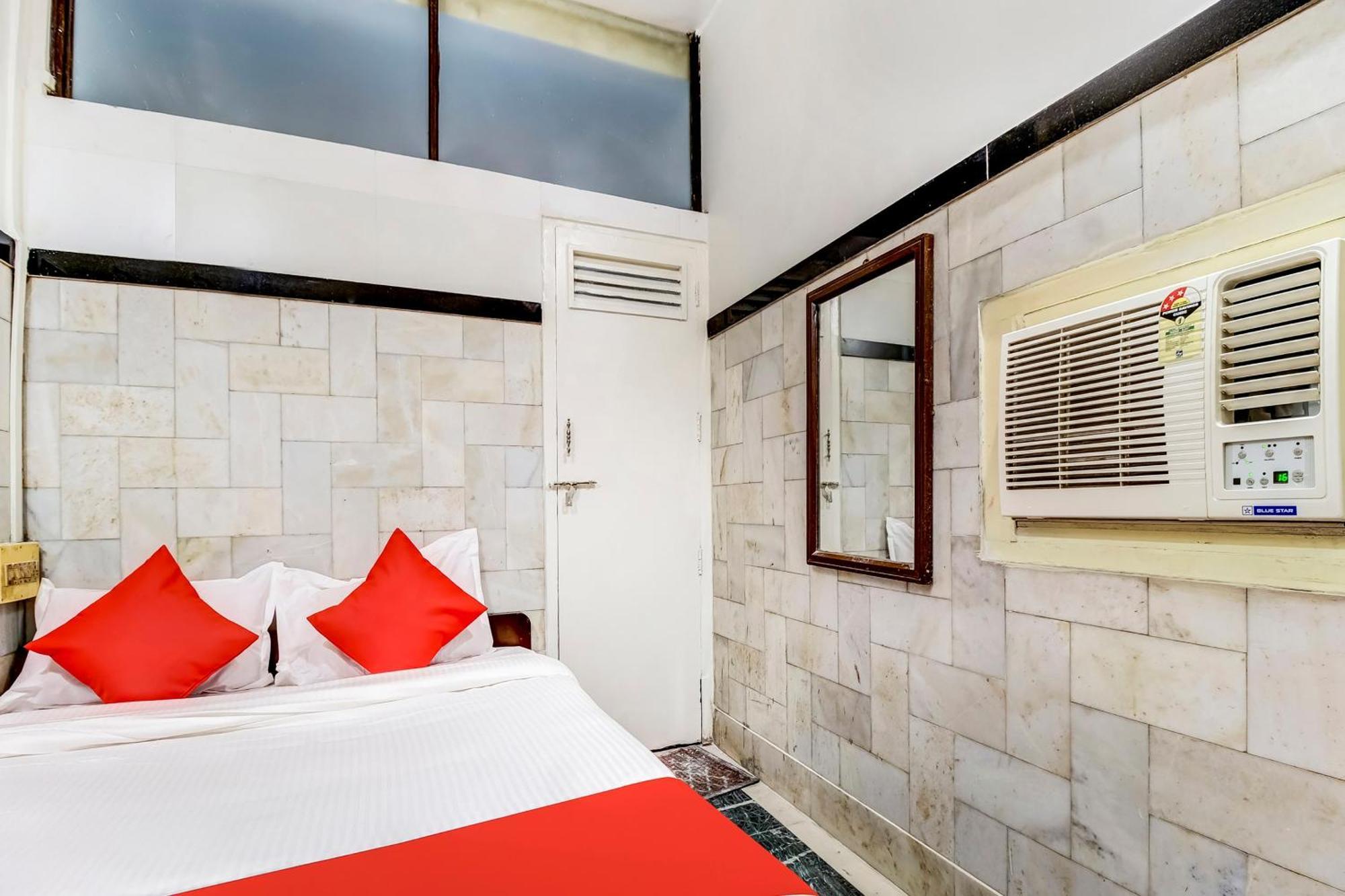Super Oyo Hotel Dreamland Mumbai Eksteriør bilde